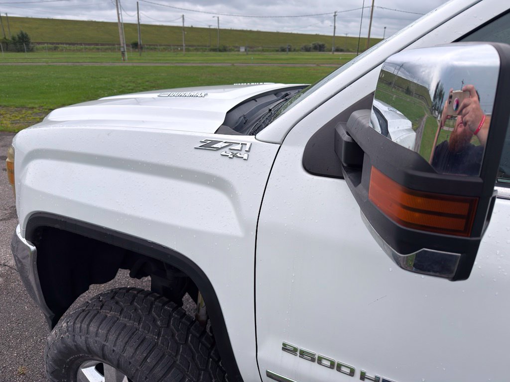 Used 2016 GMC Sierra 2500 SLT w/ Suspension Package, Off-Road AWD/4WD image 16