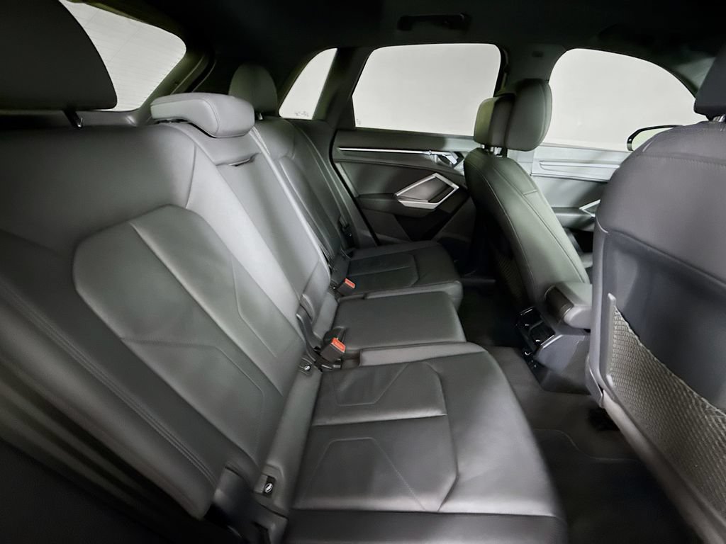 Used 2019 Audi Q3 2.0T Premium Plus AWD/4WD image 27