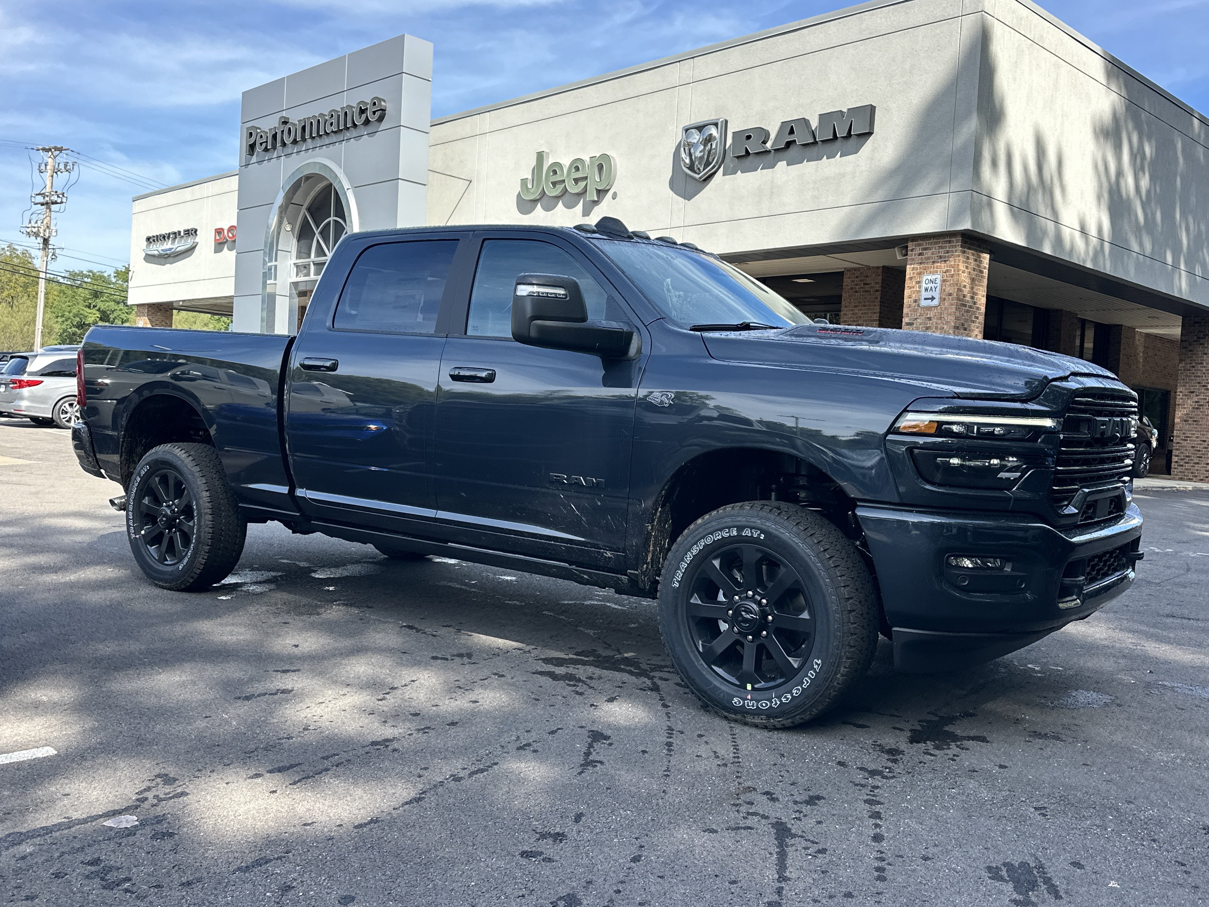 New 2027 RAM 2500 Laramie AWD/4WD image 21