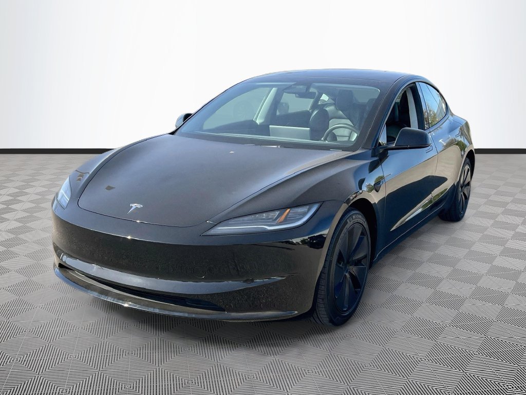 Used 2024 Tesla Model 3 Standard Range RWD image 3