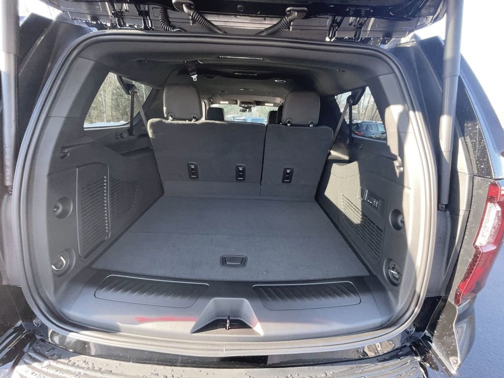 New 2026 GMC Yukon XL Elevation image 32