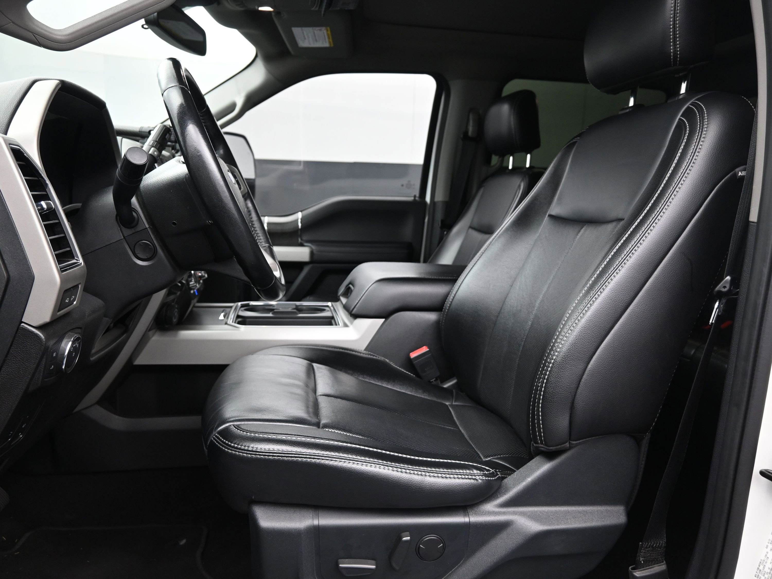 Used 2021 Ford F250 Lariat w/ Lariat Ultimate Package image 16