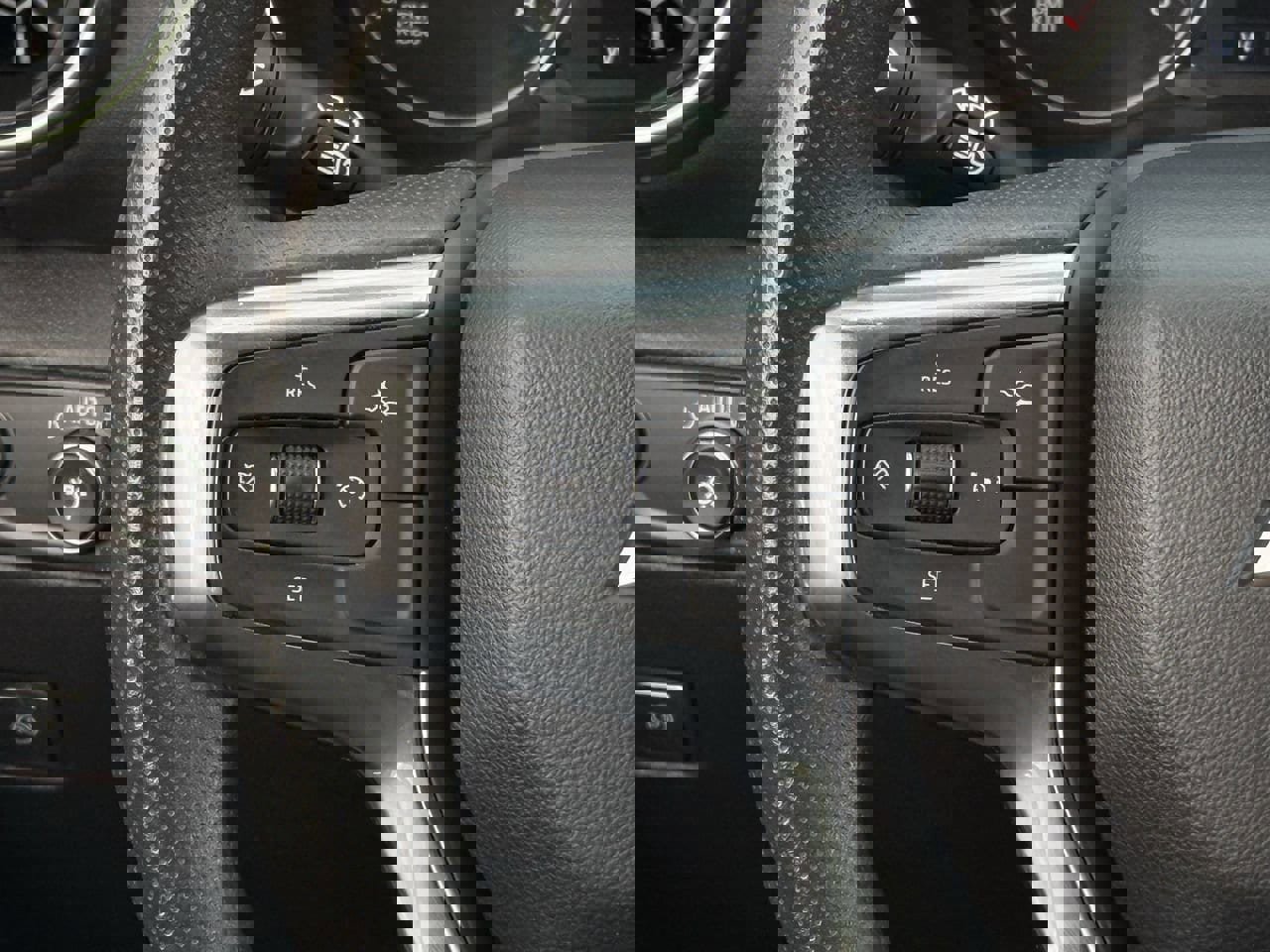 Used 2024 Chevrolet Blazer LT w/ Convenience Package image 14