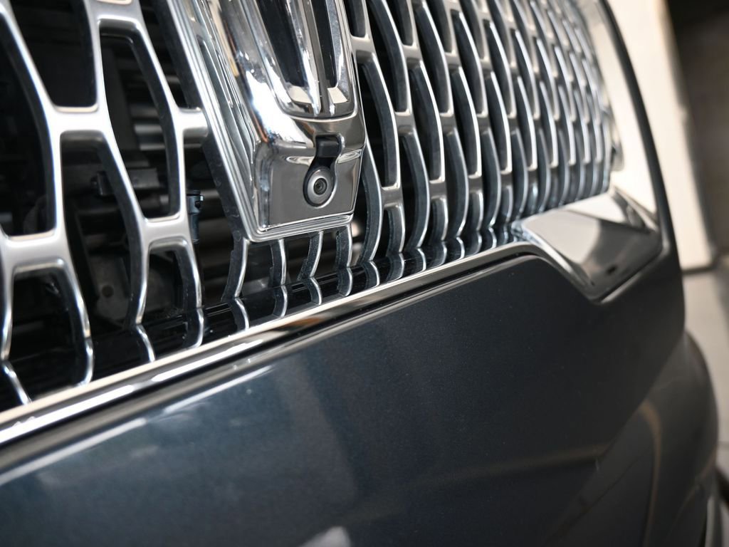 Used 2022 Lincoln Aviator Reserve w/ Elements Package Plus image 54