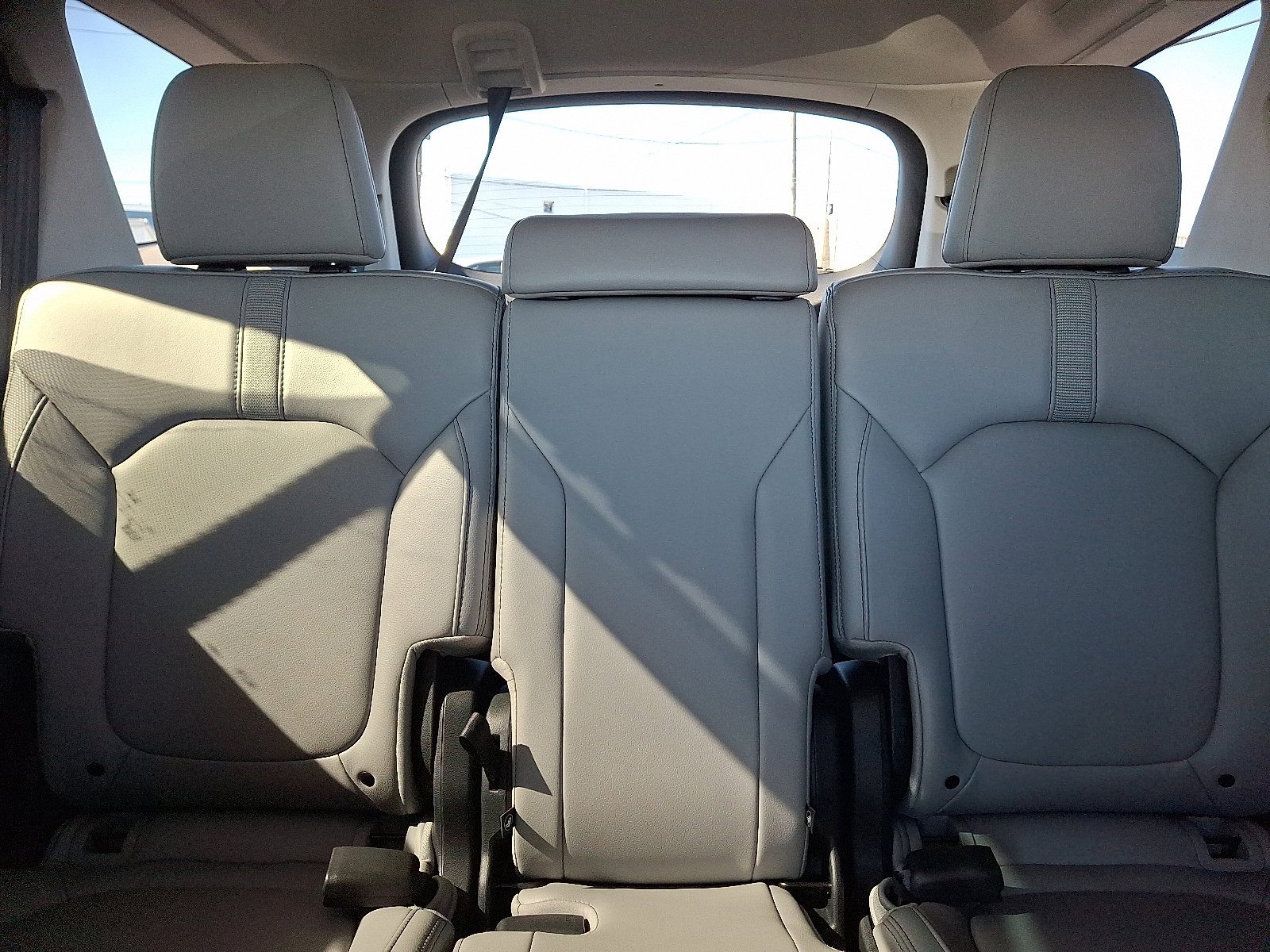 Used 2025 Honda Pilot EX-L image 15