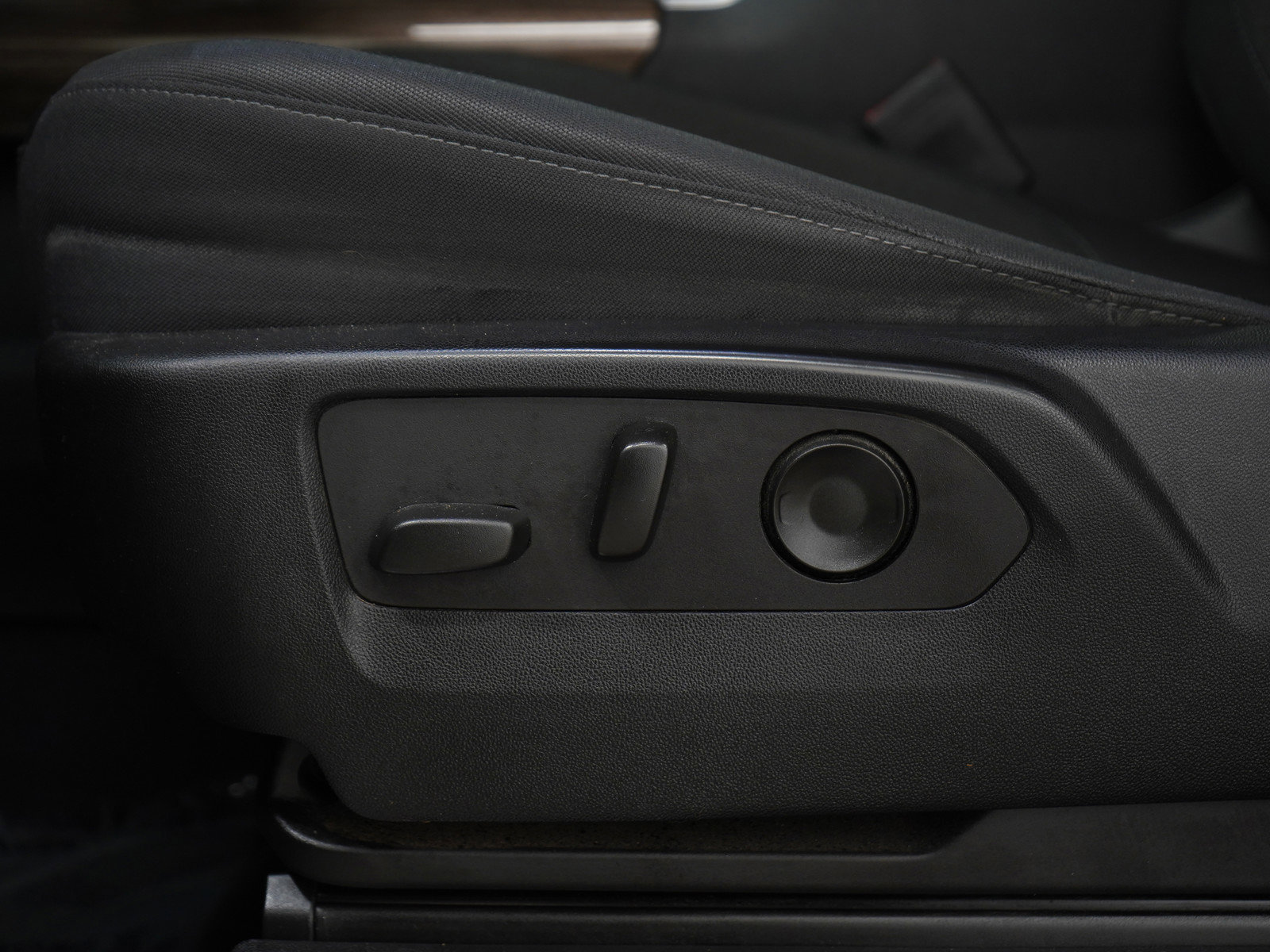 Used 2022 Chevrolet Silverado 1500 RST image 23