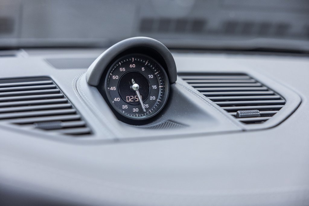 Certified 2024 Porsche 911 Carrera GTS image 17