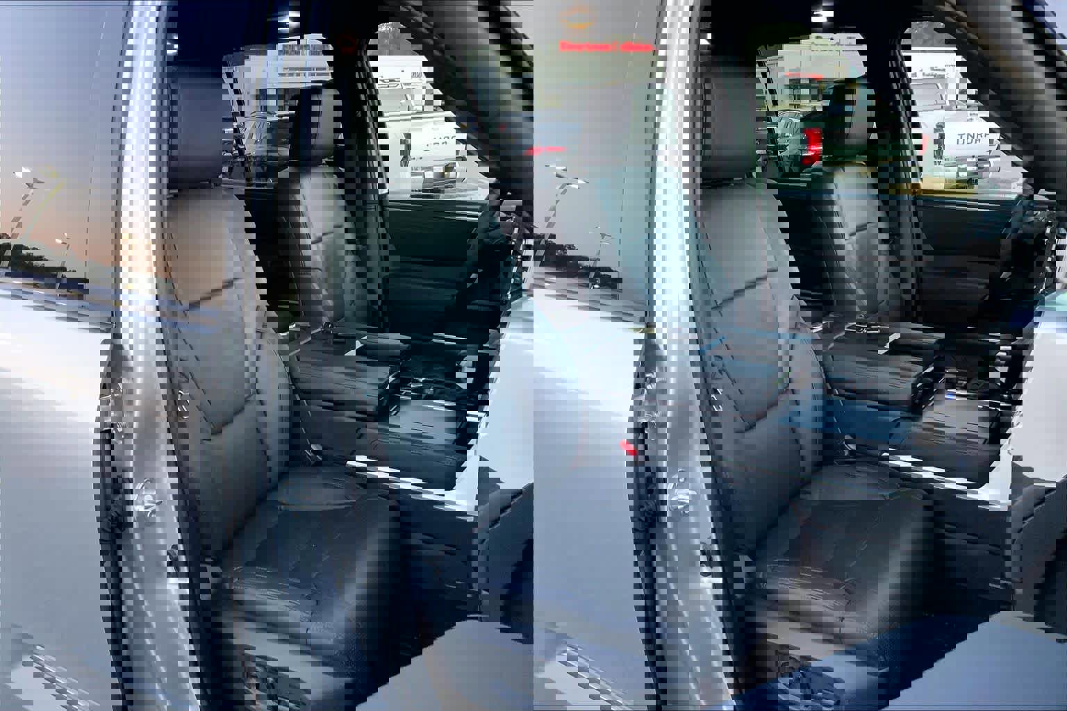 Used 2025 Toyota Sequoia Platinum image 9