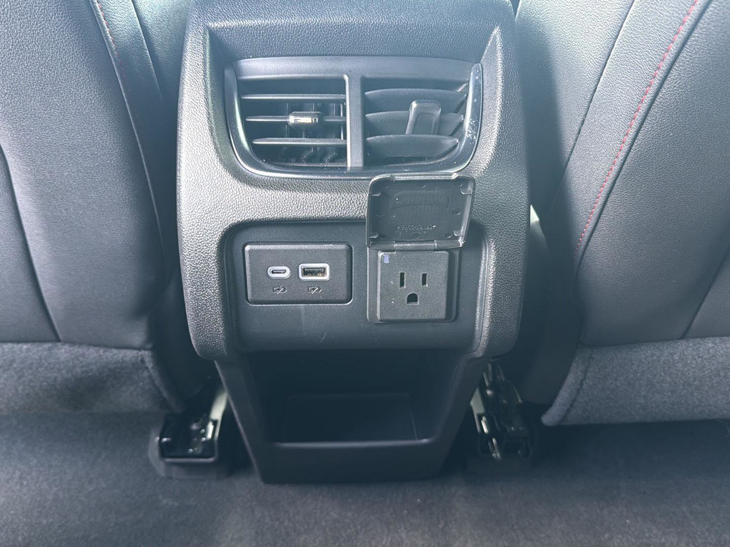 Used 2025 Chevrolet Blazer RS w/ Driver Confidence II Package FWD image 19