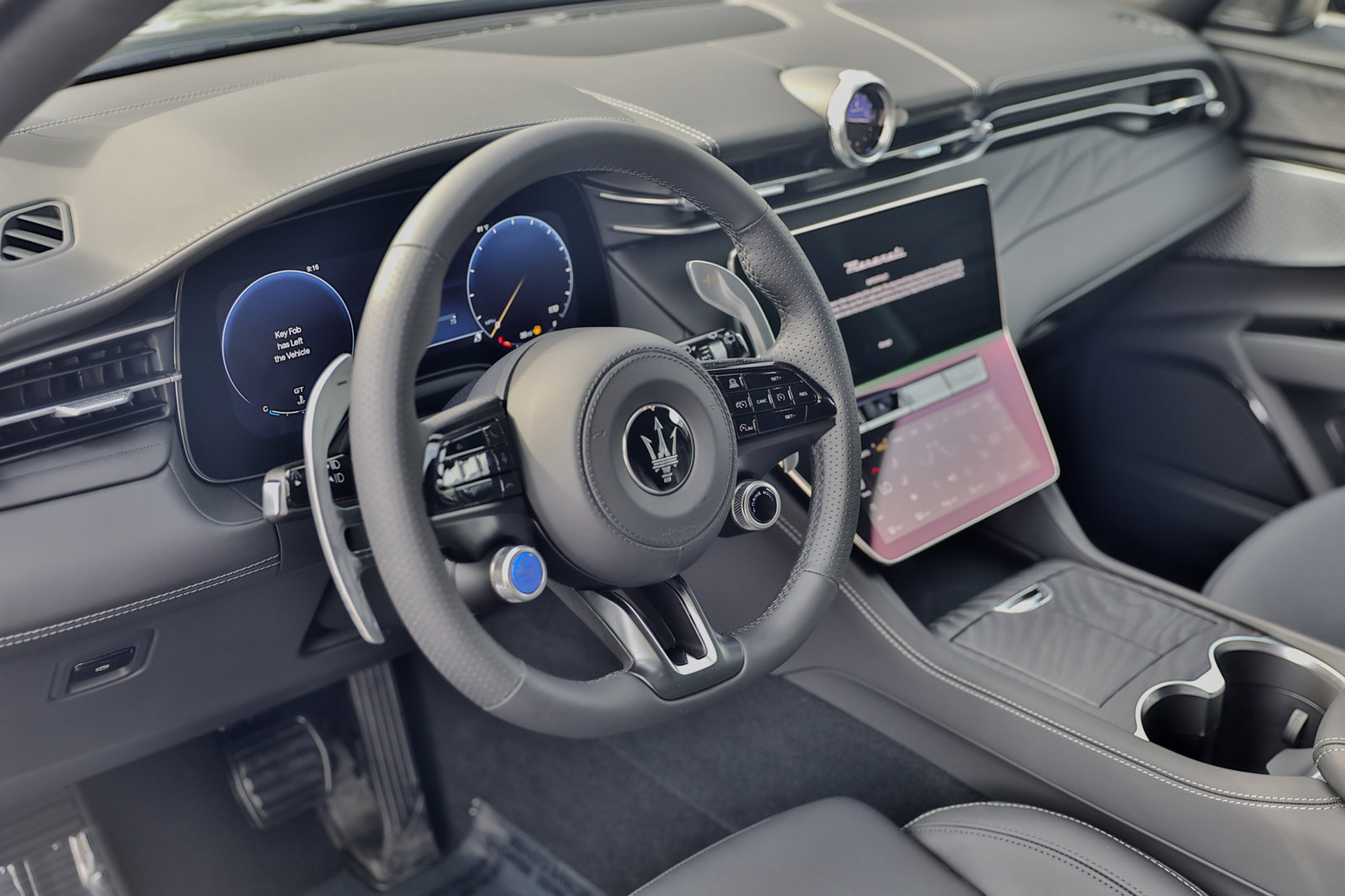 New 2024 Maserati Grecale GT image 19