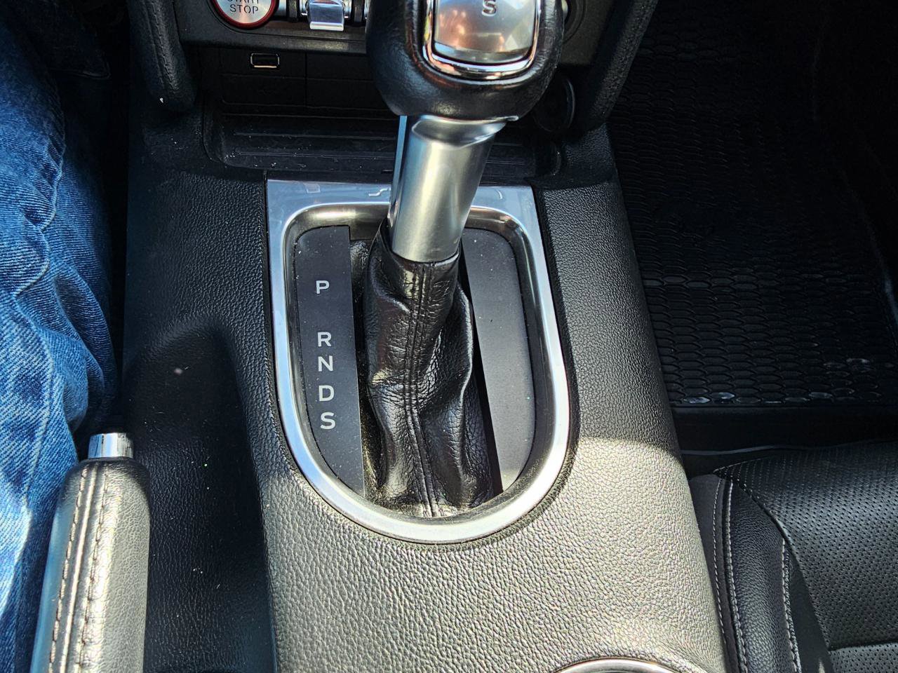 Used 2018 Ford Mustang Premium RWD image 42