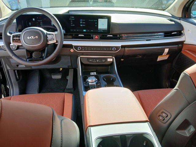 New 2026 Kia Carnival SX image 3