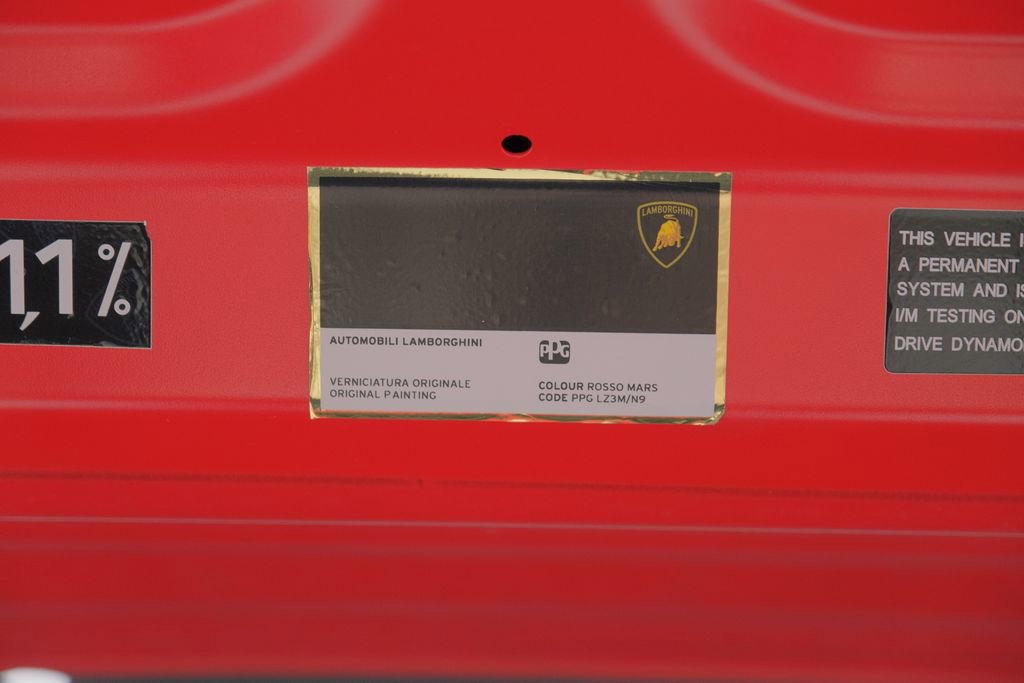 Used 2020 Lamborghini Huracan EVO image 45