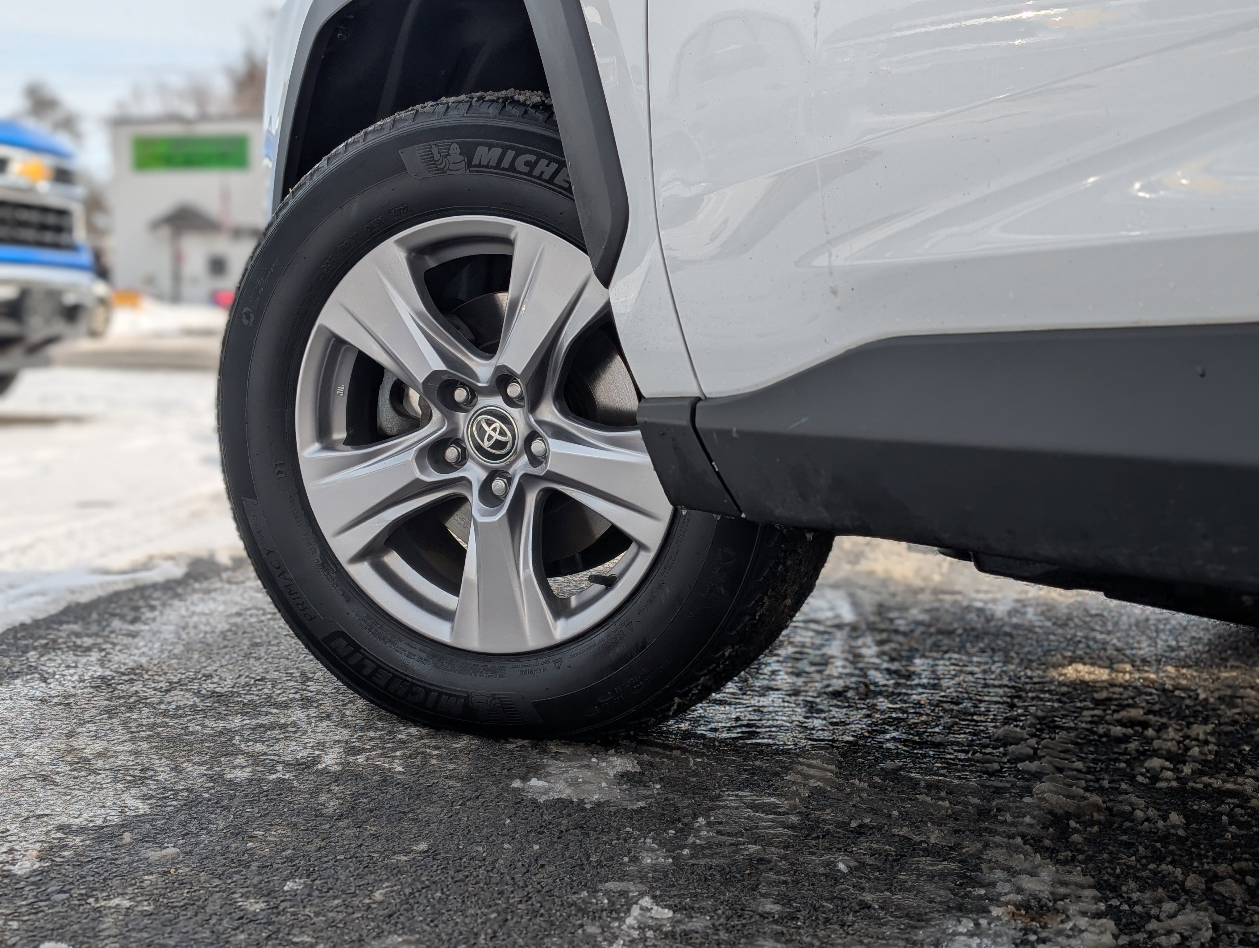 Used 2023 Toyota RAV4 XLE image 7