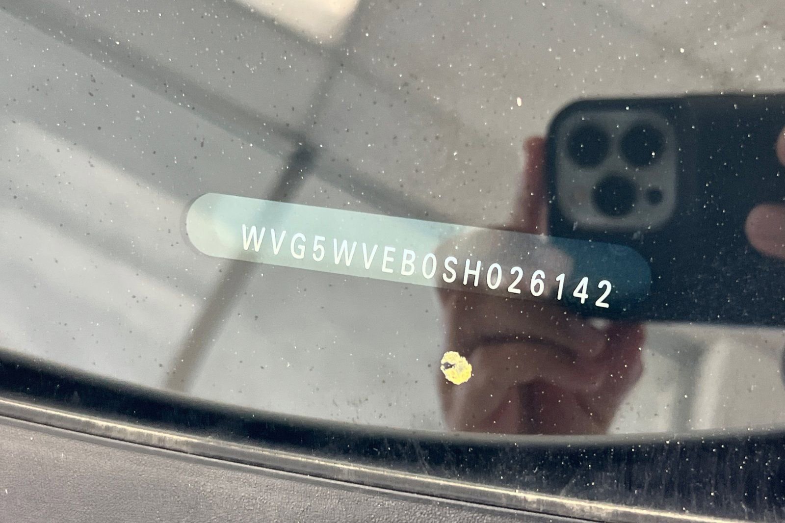 New 2025 Volkswagen ID. Buzz 1st Edition RWD image 30