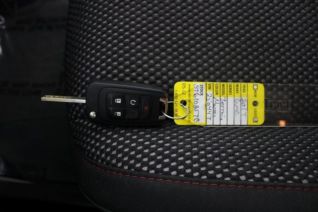 Used 2017 GMC Terrain SLE w/ Chrome Edition image 7