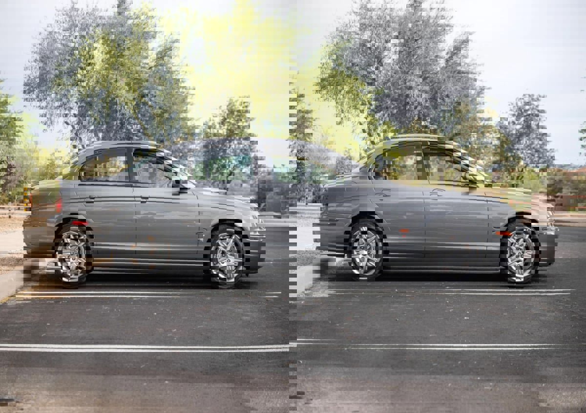 Used 2003 Jaguar S-TYPE R image 4