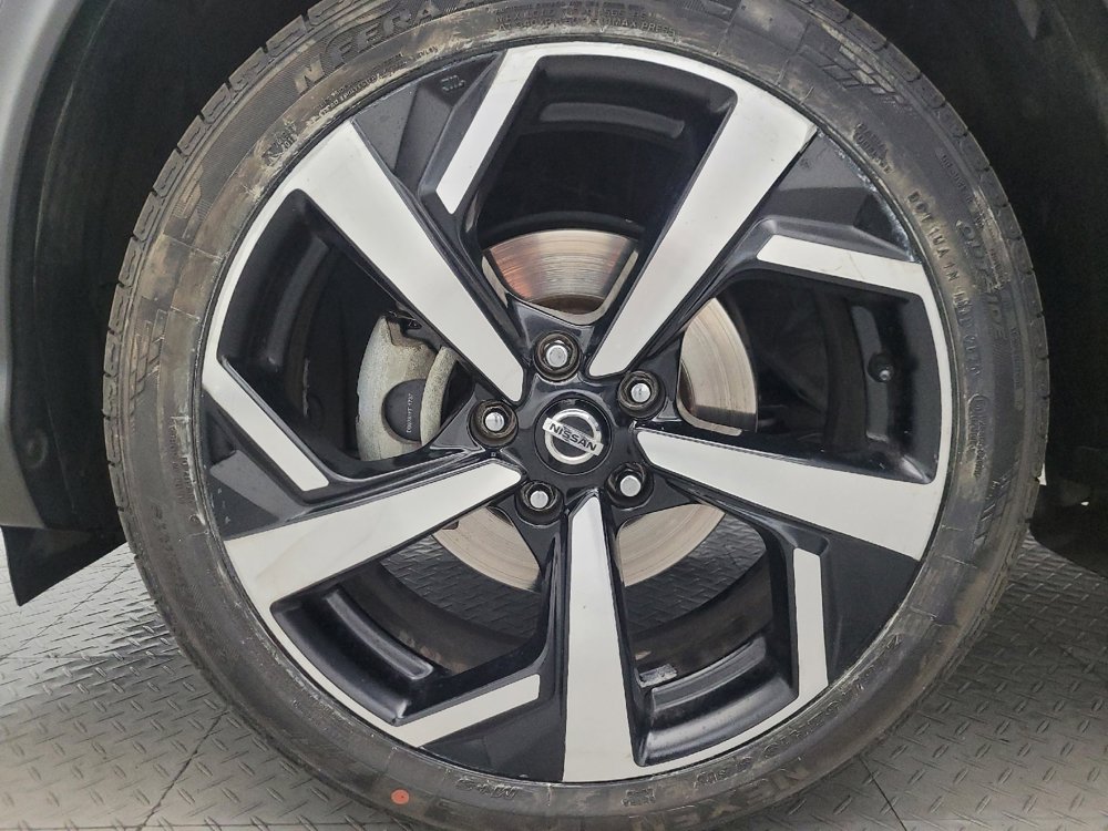 Used 2020 Nissan Rogue Sport SL w/ Premium Package FWD image 31