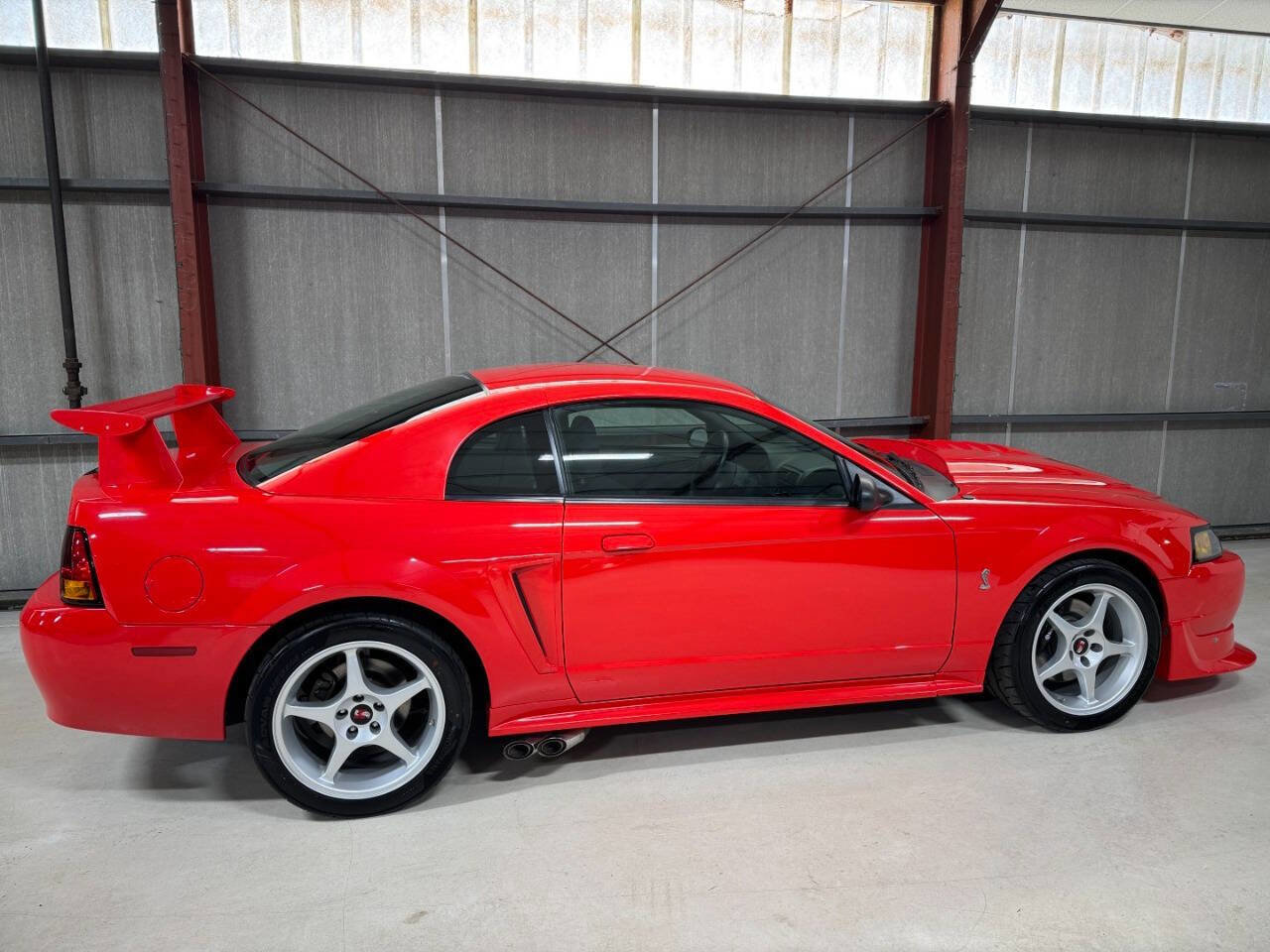 Used 2000 Ford Mustang Cobra RWD image 39