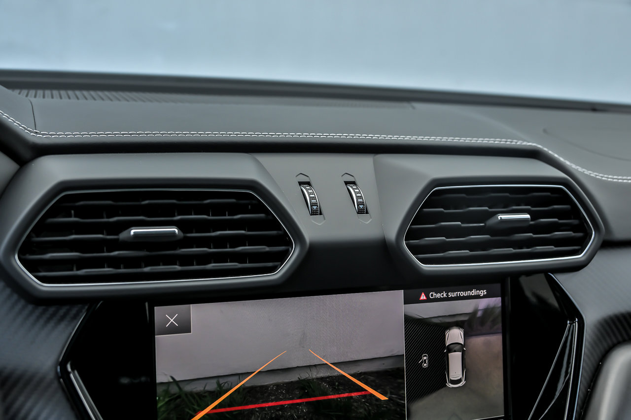 Used 2024 Lamborghini Urus S AWD/4WD image 46