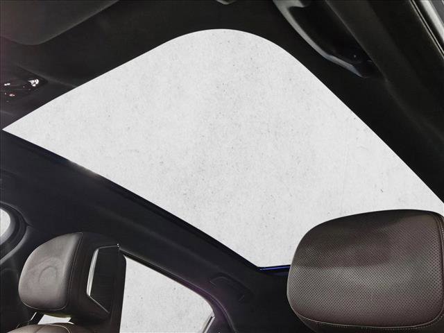 Certified 2023 BMW 740i image 15