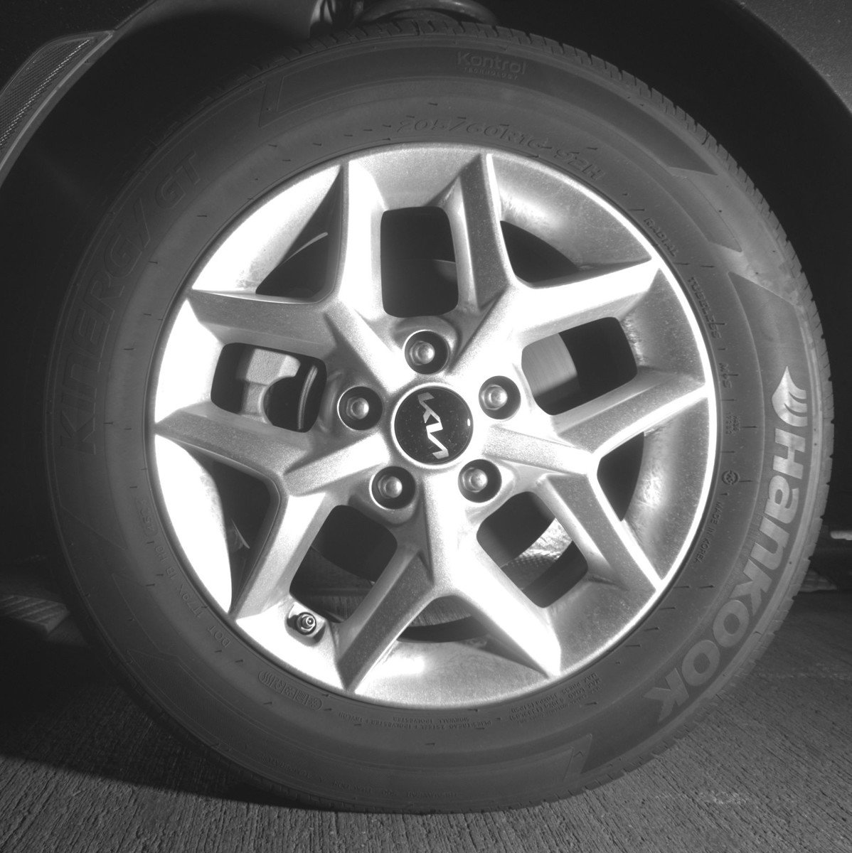 Used 2025 Kia Soul LX w/ LX Technology Package FWD image 12