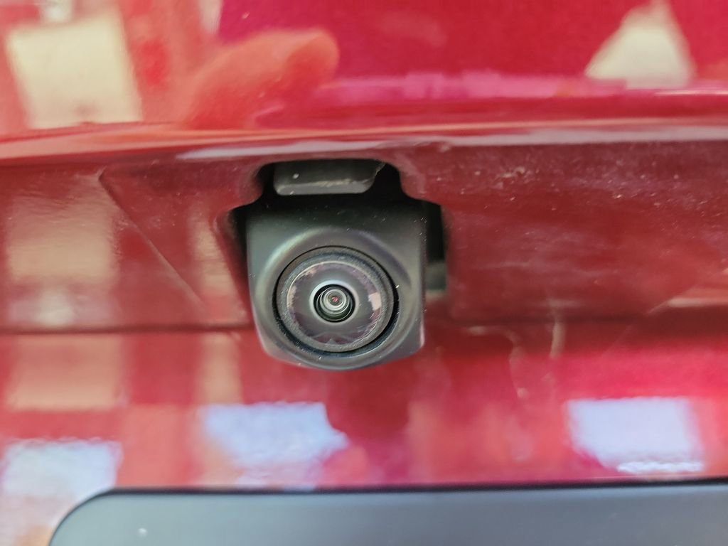 Used 2023 Toyota Venza XLE AWD/4WD image 14