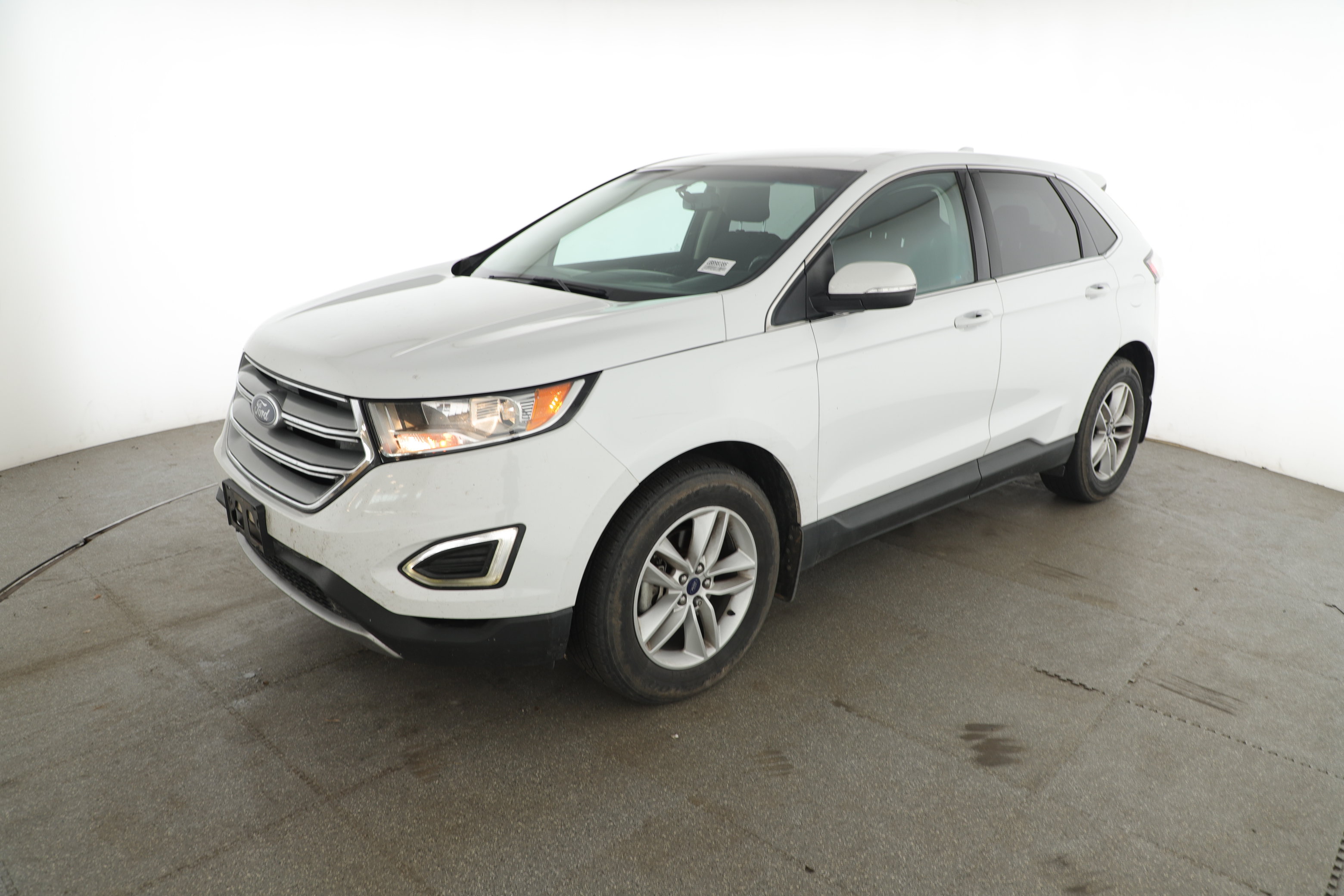 Used 2018 Ford Edge SEL FWD image 16