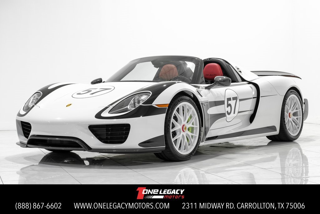 Used 2015 Porsche 918 Spyder image 1