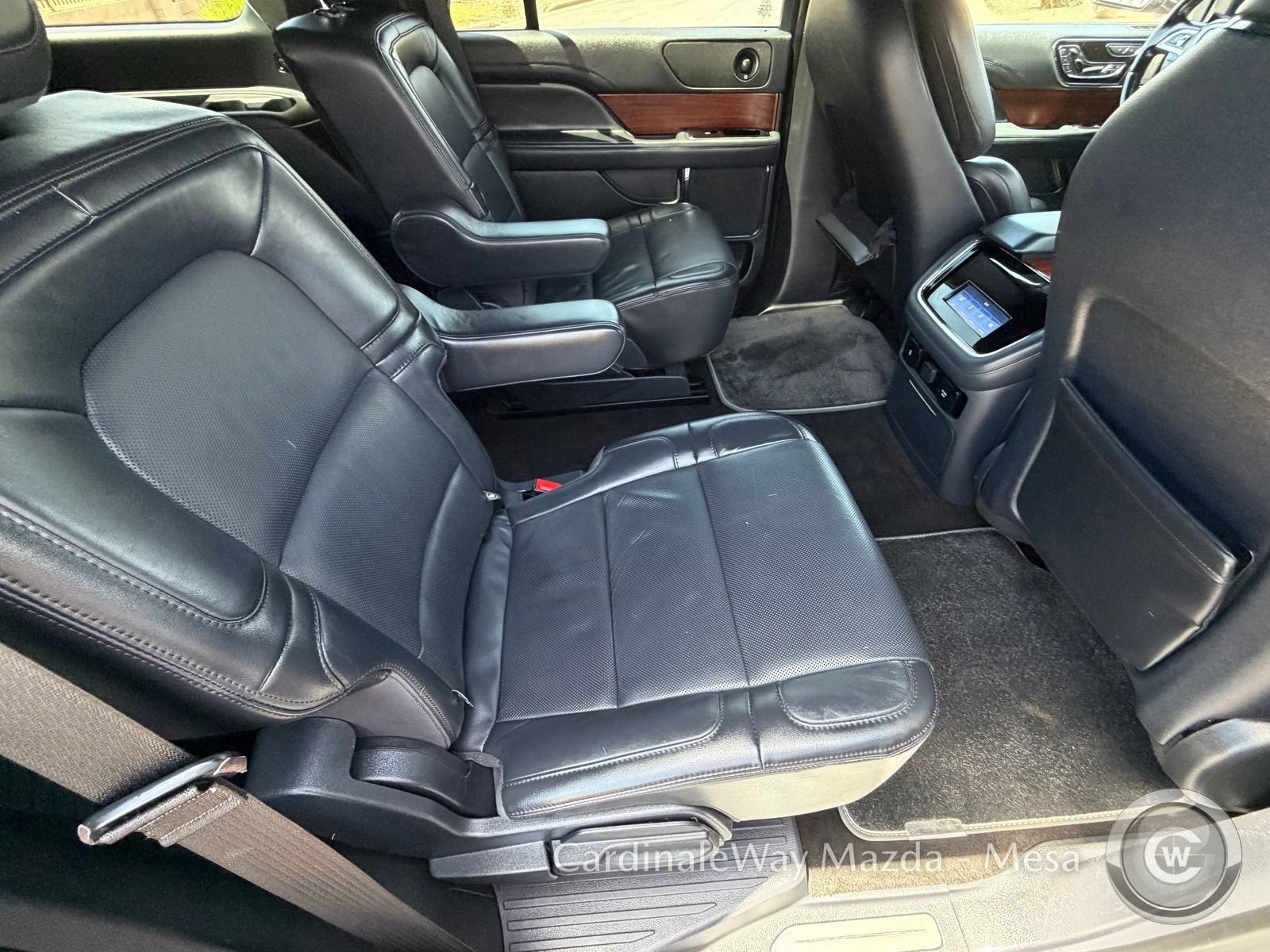Used 2023 Lincoln Navigator Reserve AWD/4WD image 13