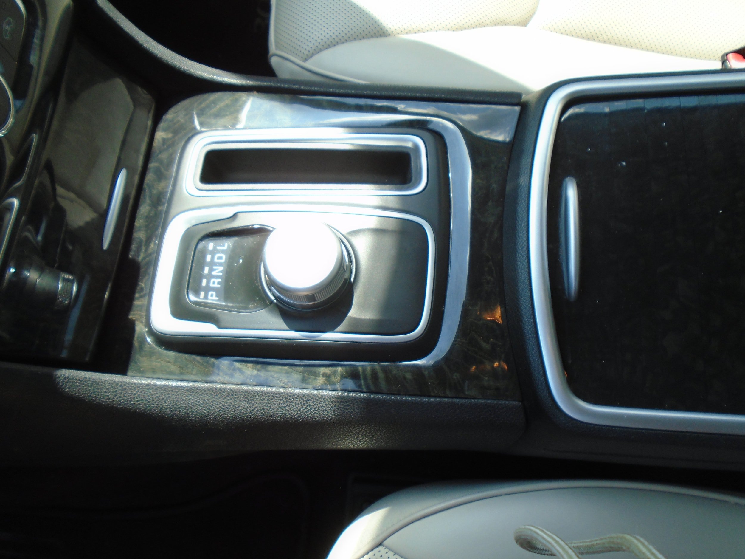 Used 2016 Chrysler 300 C AWD/4WD image 11