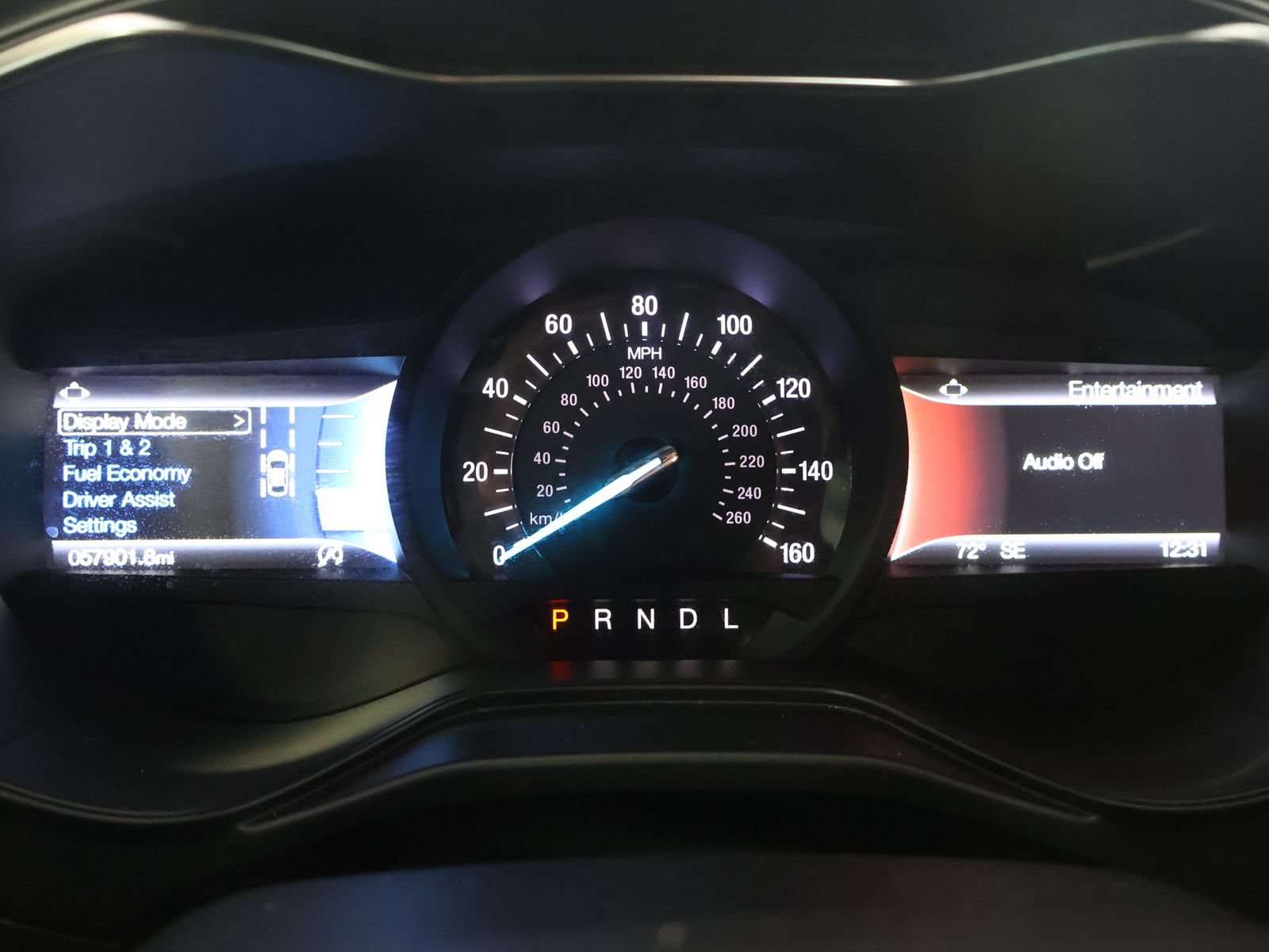 Used 2020 Ford Fusion SE FWD image 34