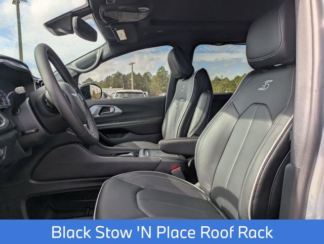 New 2026 Chrysler Pacifica Limited w/ S Appearance Package image 15