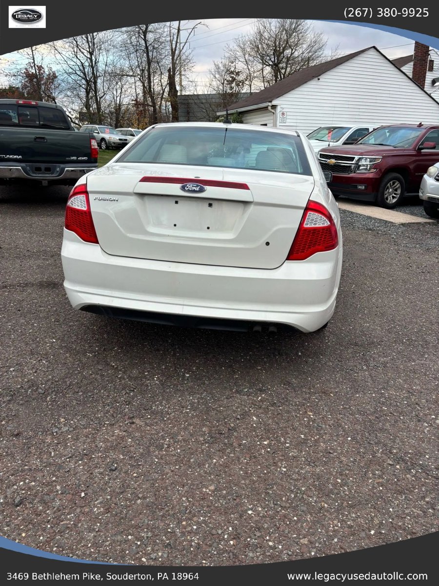 Used 2012 Ford Fusion S FWD image 7