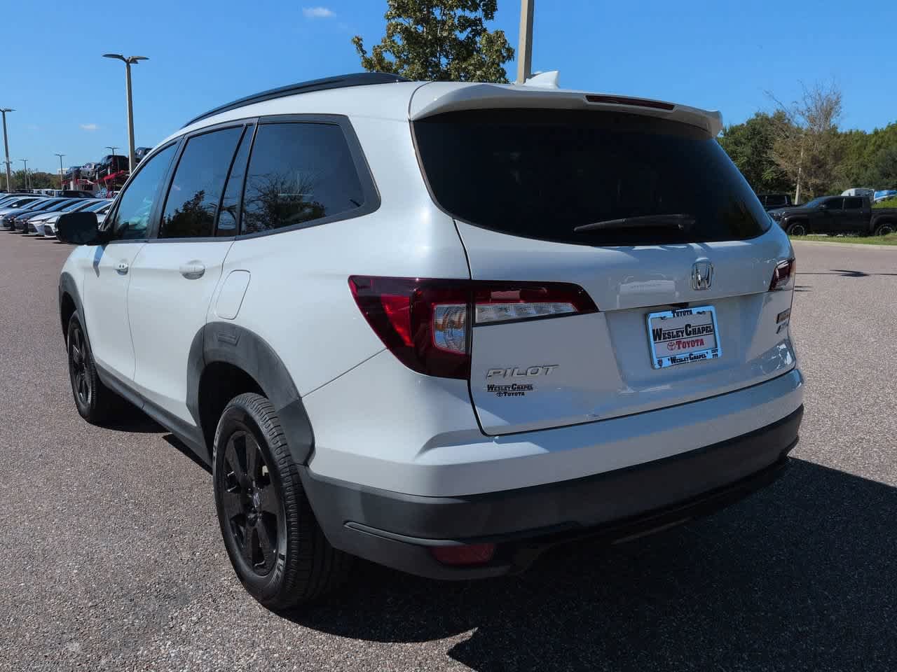 Used 2022 Honda Pilot TrailSport image 4