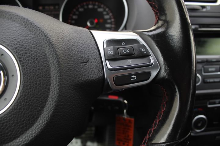 Used 2014 Volkswagen GTI Wolfsburg Edition image 20