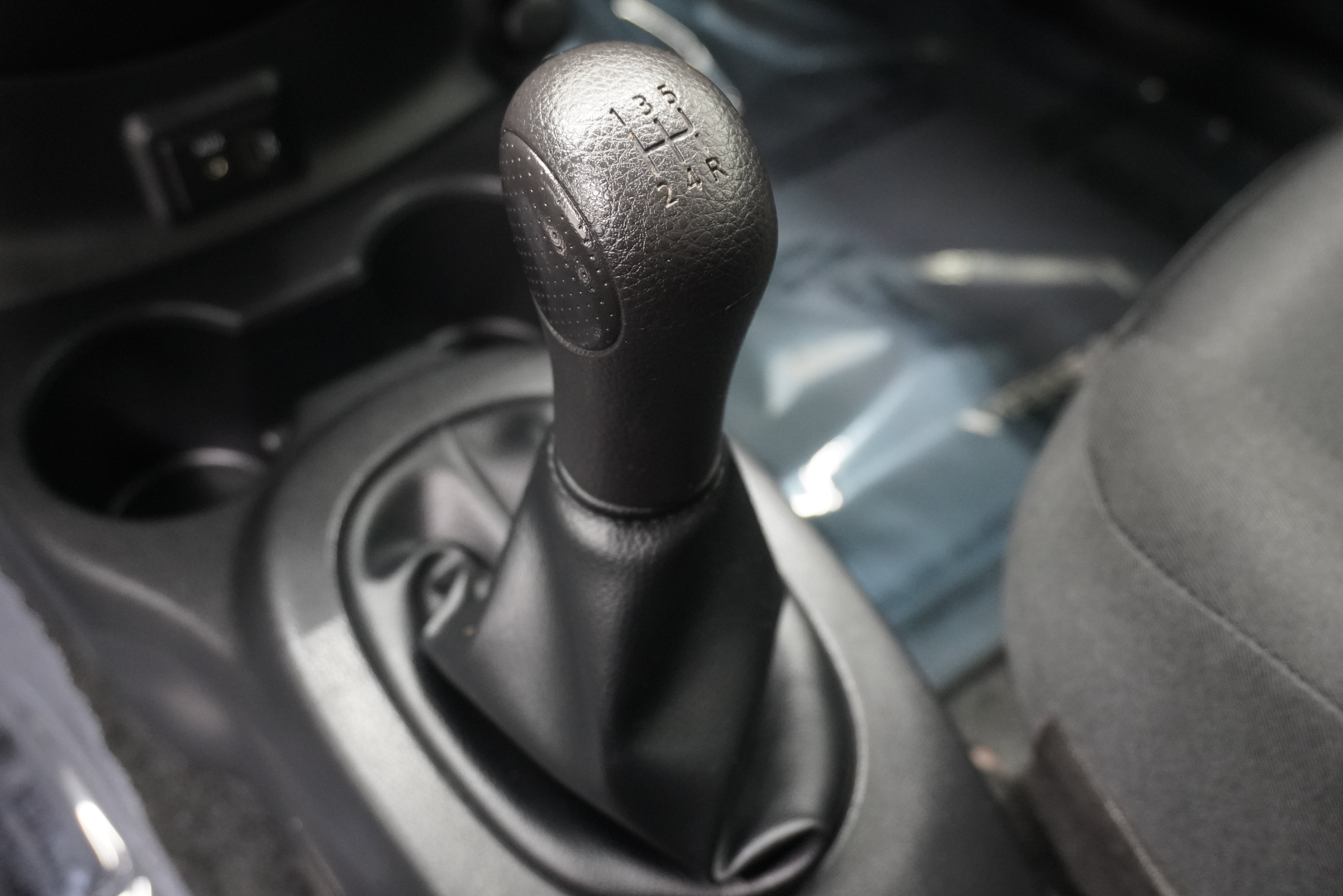 Used 2019 Nissan Versa S FWD image 19