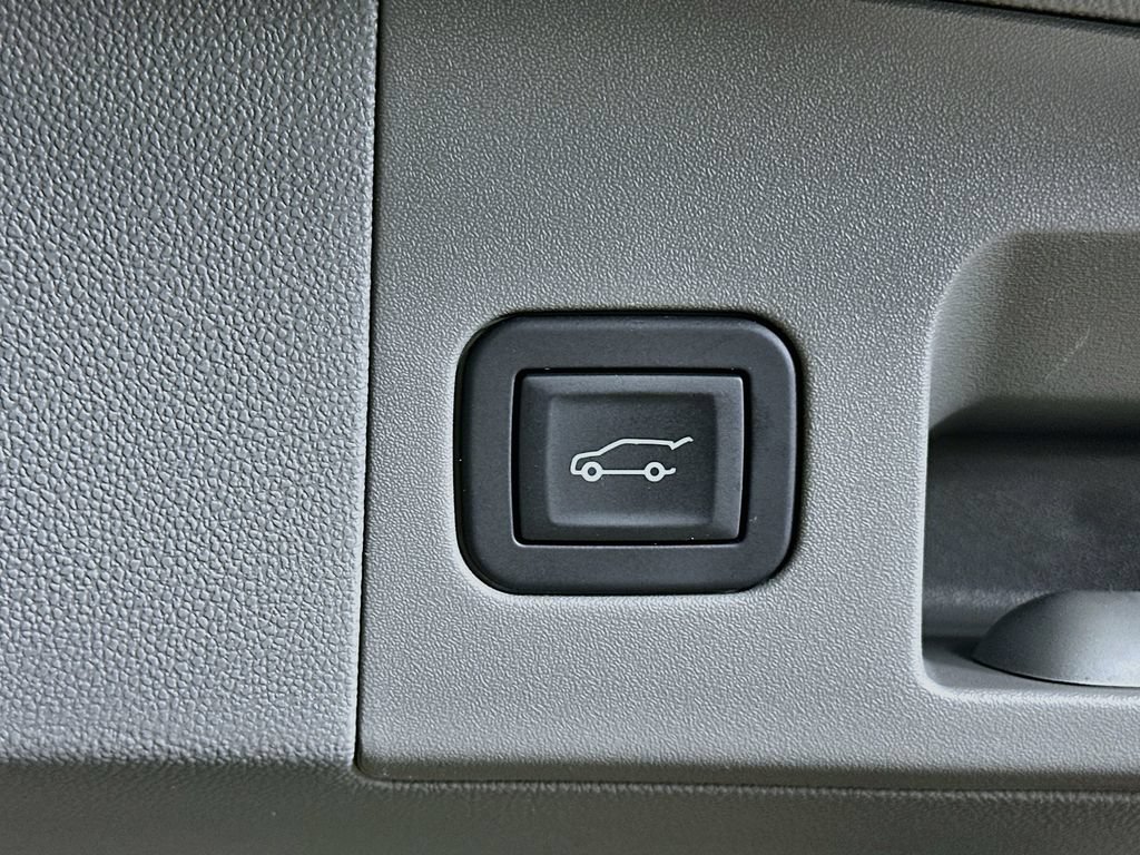 New 2026 Cadillac XT5 Premium Luxury w/ Driver Assist Package FWD image 33