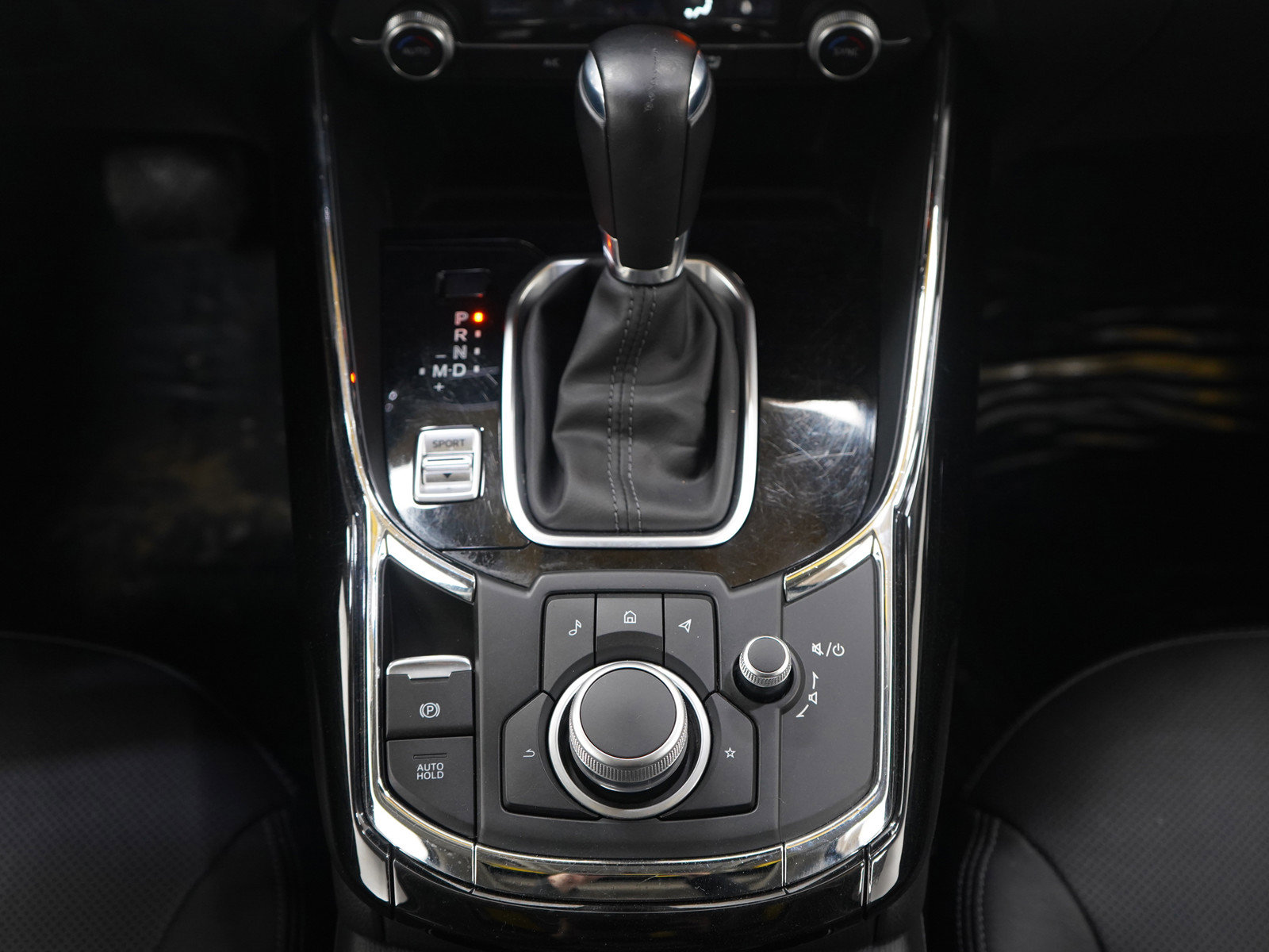 Used 2023 MAZDA CX-9 Touring image 18