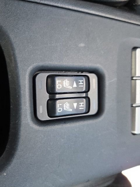 Used 2022 Toyota GR86 Premium w/ ALL Weather Mat Package (TMS) RWD image 40