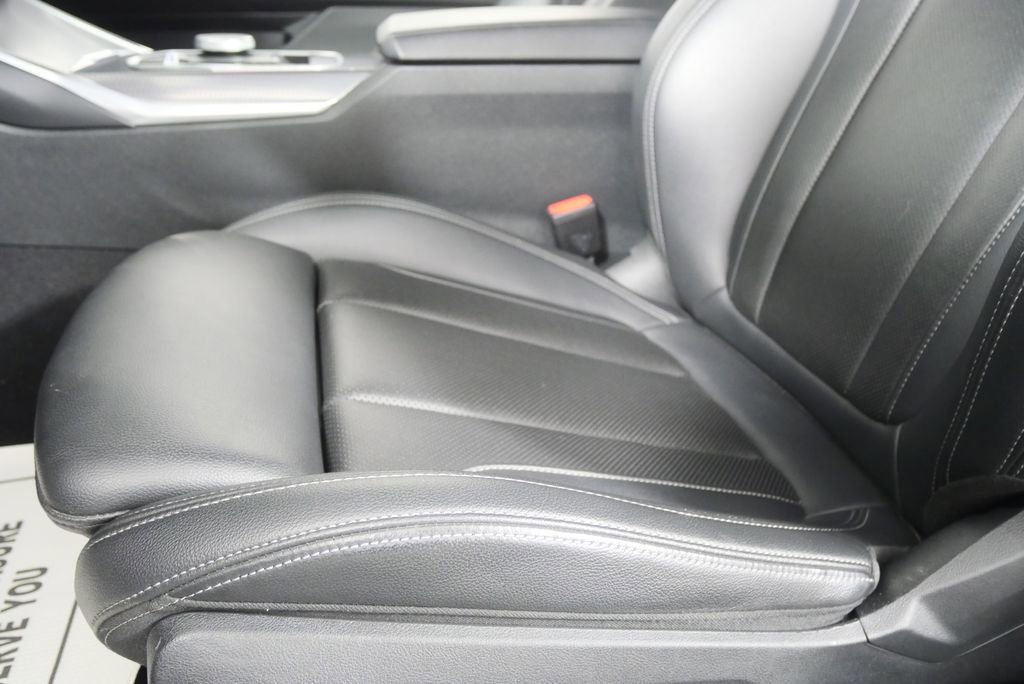Used 2025 BMW 430i Convertible RWD image 10