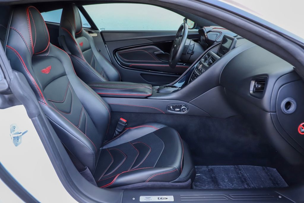 Used 2019 Aston Martin DBS Superleggera RWD image 60