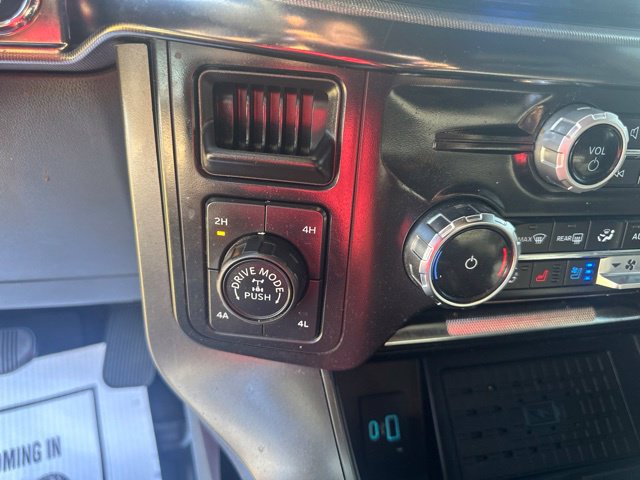 Used 2024 Ford F150 Lariat w/ Equipment Group 502A High AWD/4WD image 26