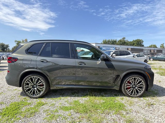 New 2026 BMW X5 xDrive40i w/ Executive Package AWD/4WD image 2