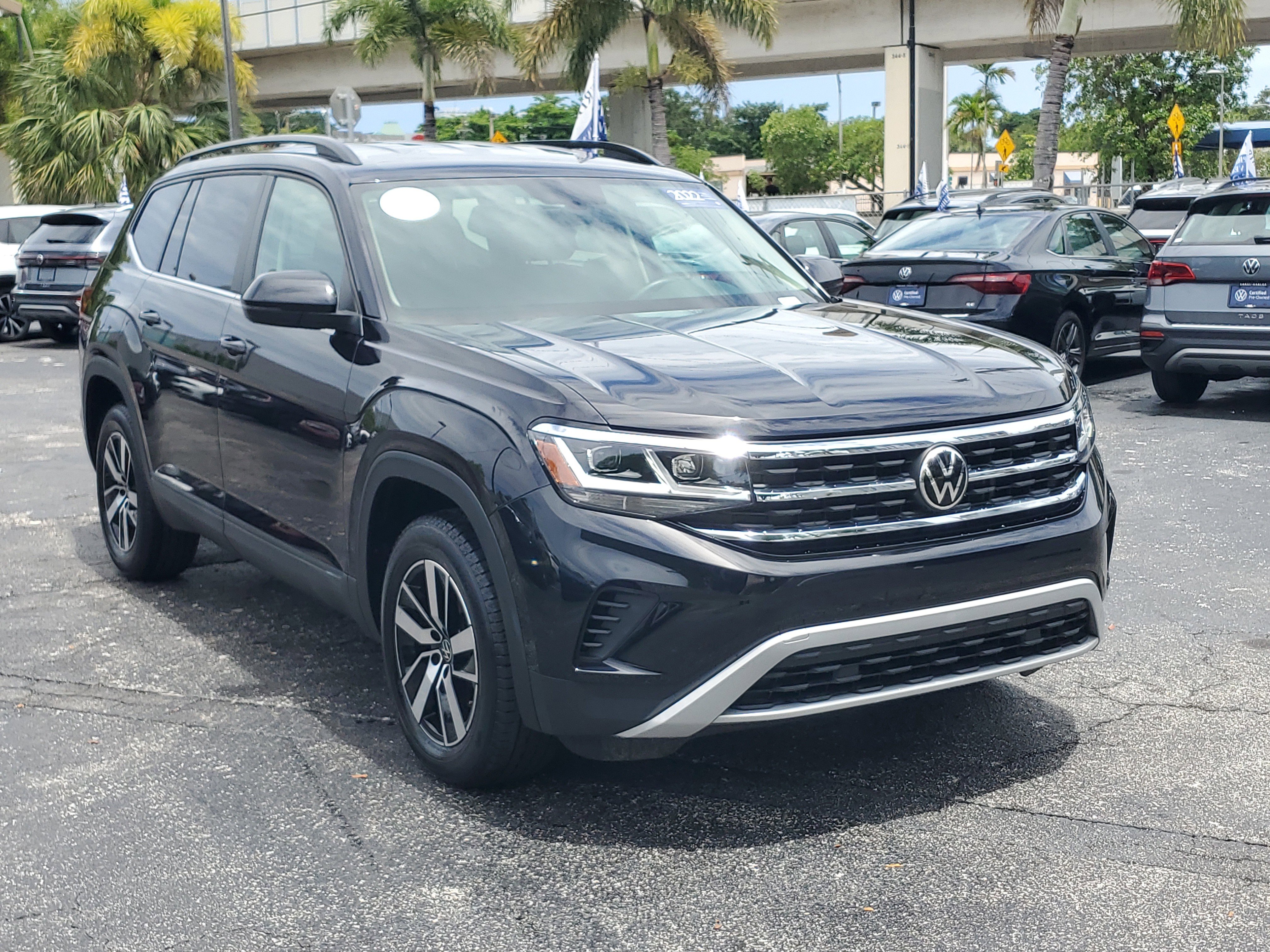 Certified 2022 Volkswagen Atlas SE FWD image 7