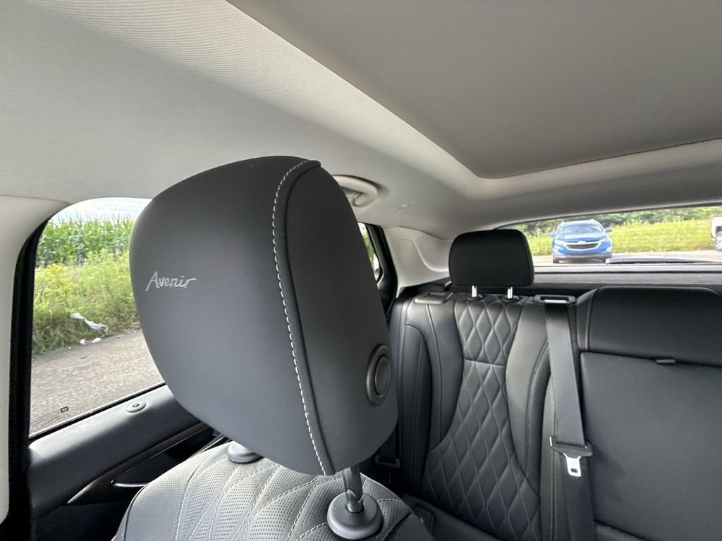 Certified 2023 Buick Envision Avenir FWD image 10