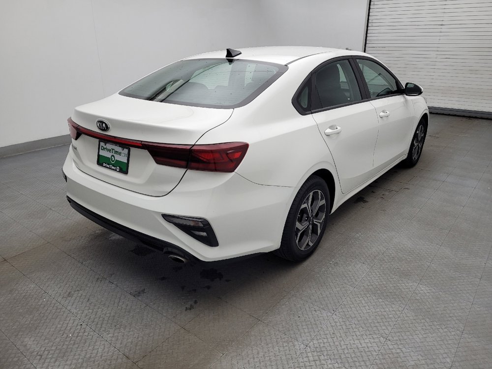 Used 2019 Kia Forte LXS image 9