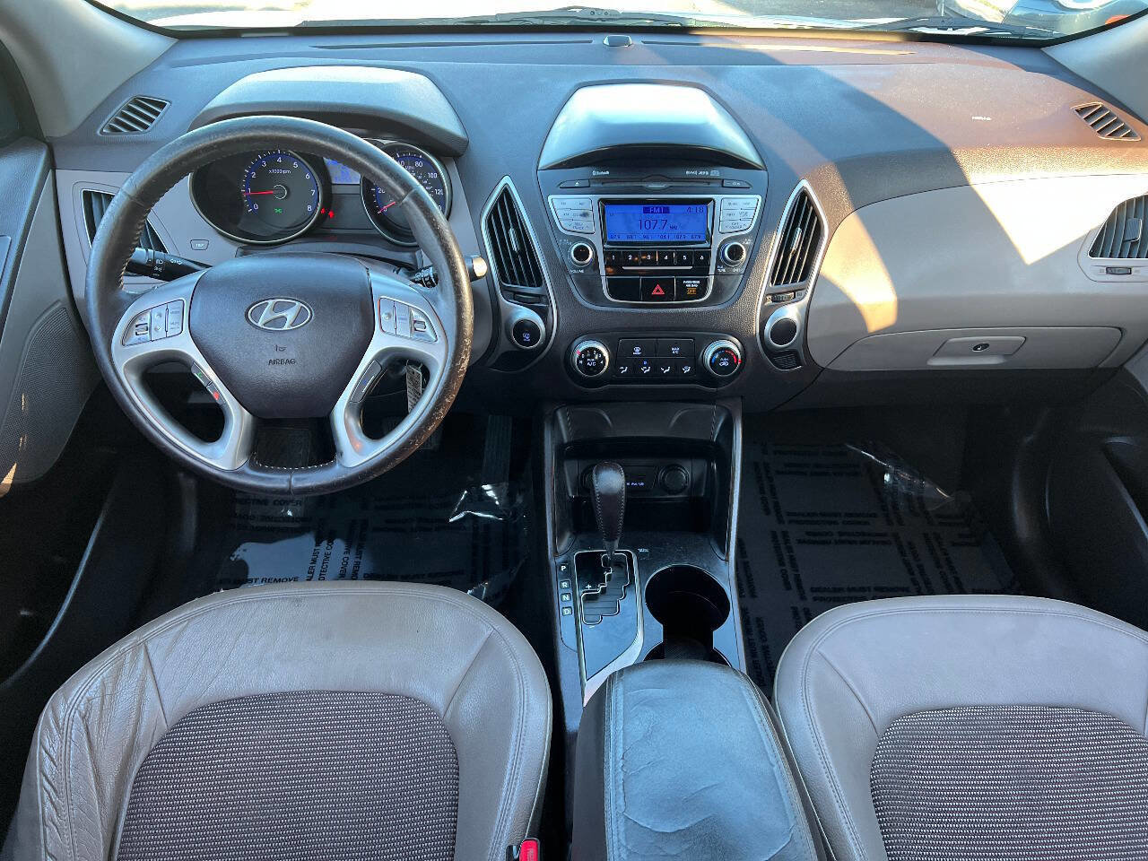 Used 2011 Hyundai Tucson GLS image 27