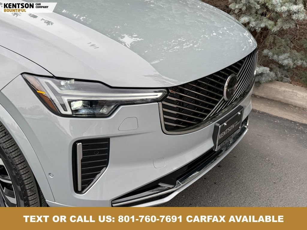 Used 2025 Volvo XC90 B5 Plus AWD/4WD image 14