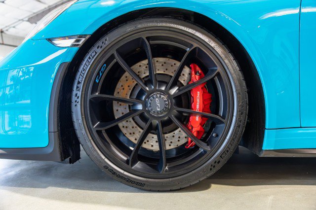 Used 2018 Porsche 911 GT3 RWD image 20